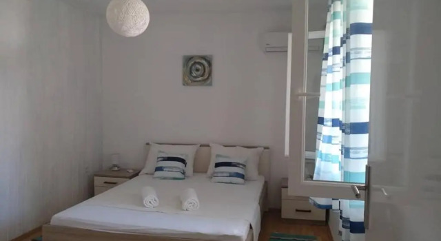 Apartments Laus