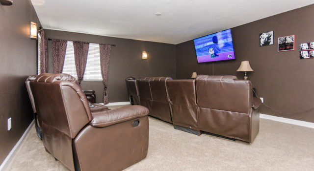 Deluxe 7Bd with Pool Close to Disney   CG 1406