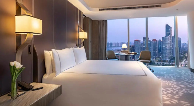 Двухместный номер Deluxe с видом на реку Conrad Hangzhou