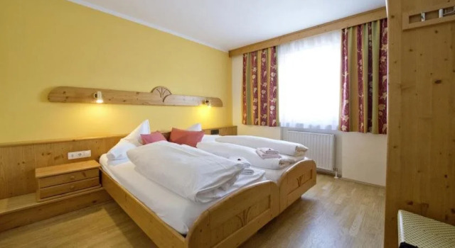 Aparthotel Bernhof, Rezerwuj Hotel Obertauern Salzburg, w pobliżu Angerbahn