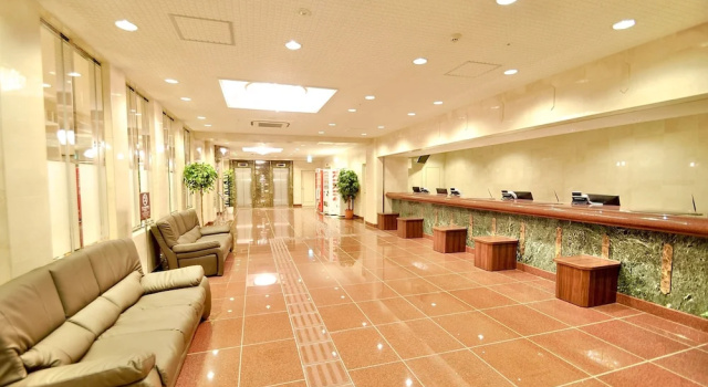 HiroshimaEkimae Universal Hotel ShikansenguchiMigi