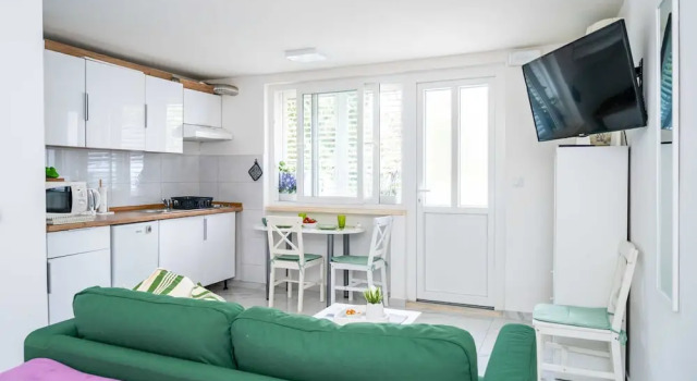 Apartment Laneta