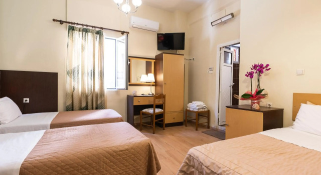 Alexandria Hotel