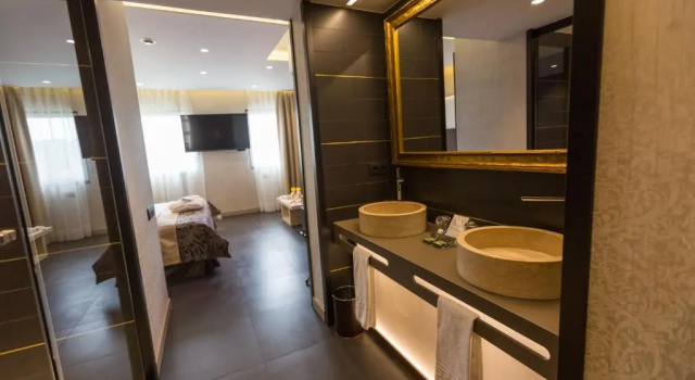 Полулюкс Felix Hotel