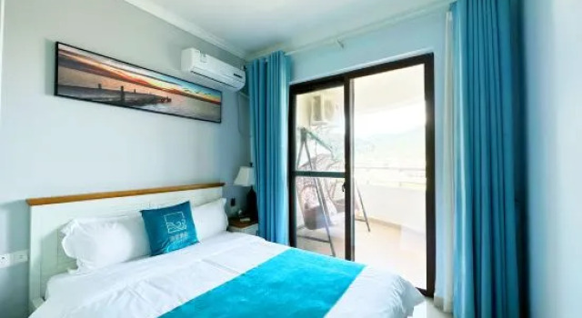 Семейный люкс с 3 комнатами Qinhai Hotel Apartment(Nanshan Temple Yazhou Bay Science and Technology City Store)
