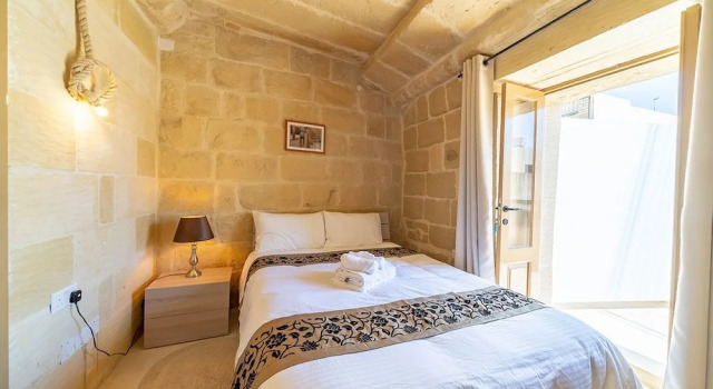 Camera Economy Ta' Pinu B&B