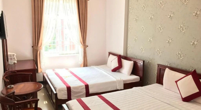 Thi Long Phung 2 Hotel