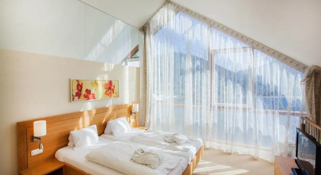 Hotel Hollweger, Rezerwuj Hotel Hotele SPA w Salzburg, SPA
