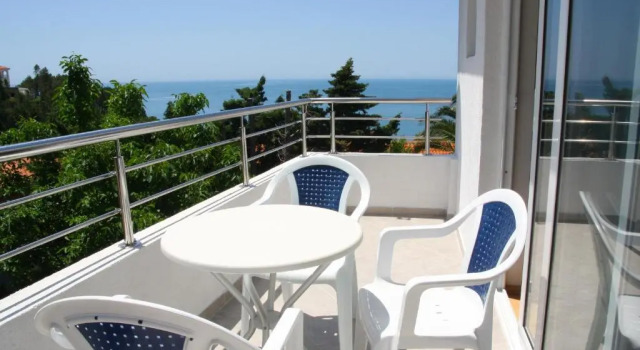 Апартаменты c 1 комнатой с частичным видом на море Apartments Antonela