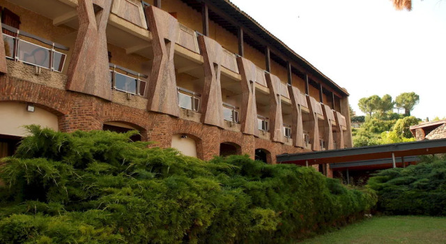 Vacances Bleues Hôtel Castel Luberon, Забронировать Отель Отели Route de la Lavande 3 звезды, 3*