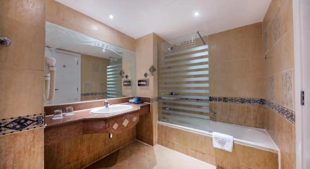 Номер Deluxe Sunrise Garden Beach Resort