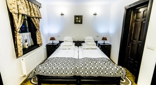 Pensiunea La Moara, Book Hotel Fundu Moldovei Suceava