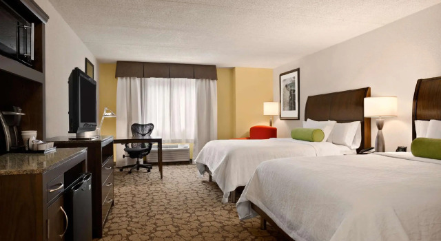 Четырёхместный номер Standard Hilton Garden Inn Rochester/Pittsford