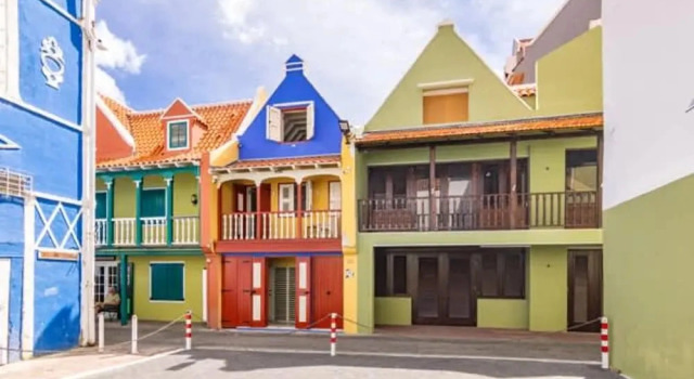 Casa Magnolia Stylish 3-level City House, Rezervovat Rekreační dům Chaty v Willemstad, Chalupa