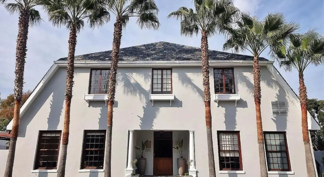 5 Seasons Guesthouse