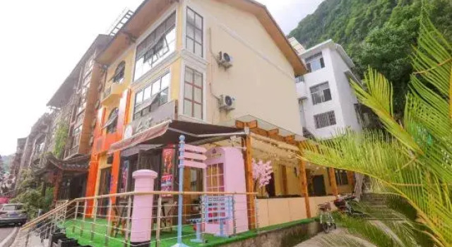 Taike Tribes No.2 Store (Wulingyuan National Forest Park Store), Забронировать Отель Чжанцзяцзе Хунань