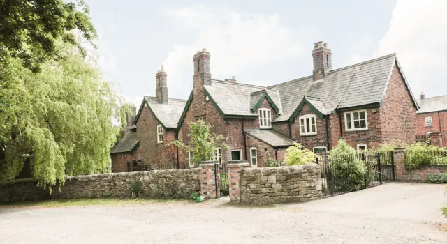 Коттедж Just A Cottage, Newlands Farm