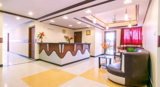 Octave Plaza Hotel, Забронировать Отель Отели Бангалора 3 звезды, рядом с Ботанический сад Лалба, 3*