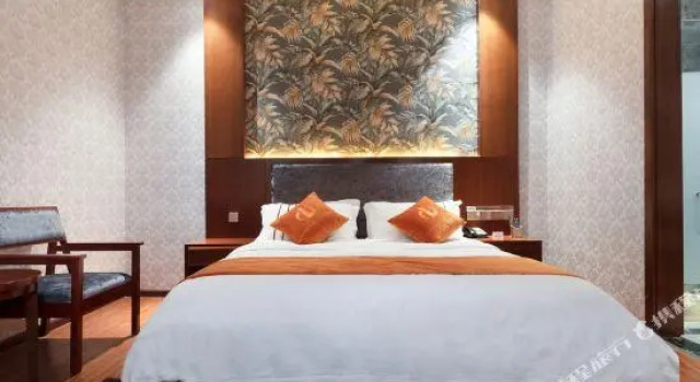 Chun Da Hotel, Rezerwuj Hotel Hotele w Kunming z parkingiem, Parking