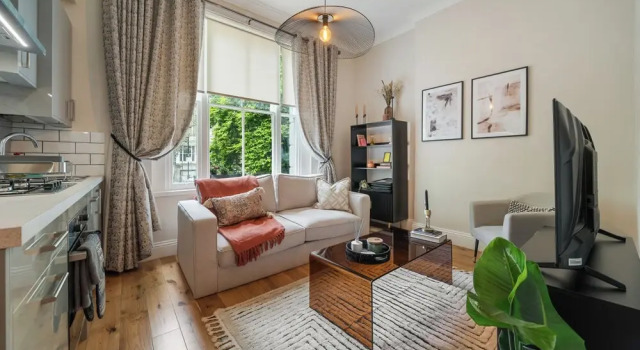 Апартаменты Classic Argyl - Cambridge Gardens Apartments