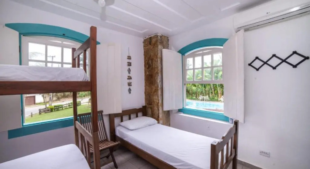 Кровать в общем номере Casa Viva Hostel