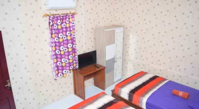 Omah Tentrem Syariah, Rezervovat Hotel Tegal Central Java