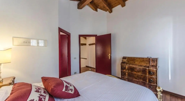 Novalesi Red House, Prenota Hotel Noale Veneto