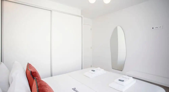 Liiiving in Porto-modern Glam Rooftop Apartment, Забронировать Апартаменты/квартира Порту Регион Порту, рядом с Lapa Metro Station