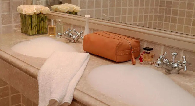 Номер Standard с балконом Hôtel La Pérouse Nice Baie des Anges