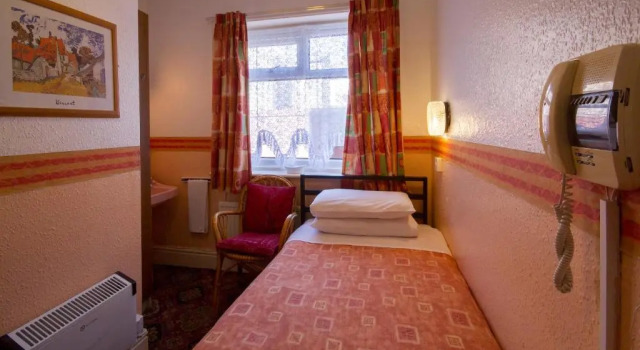 Номер Standard Brooklands Adults Only