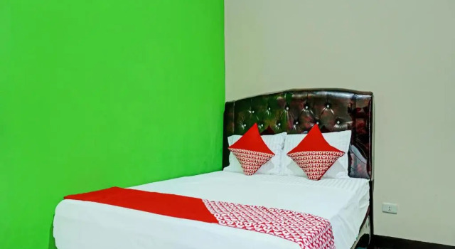 Номер Deluxe Hotel O Wisma Inayah Syariah
