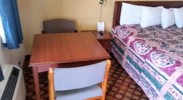 Colonial Inn, Prenota Hotel Guymon Oklahoma