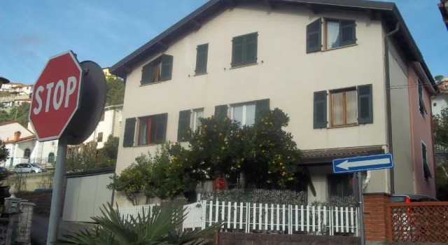 Апартаменты Villa Iris