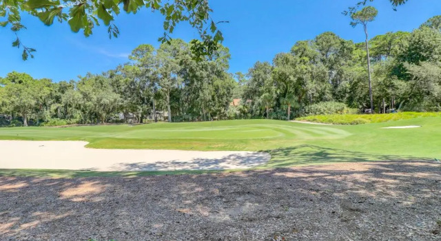 2372 Racquet Club 3 BR Sea Pines Condo, Забронировать Отель Хилтон-Хед-Айленд Lowcountry, рядом с Поля для гольфа Heron Point and Ocean Course