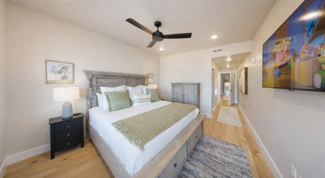 Pet Friendly! Winston's Lodge At Helling 203 3 Bedroom Condo