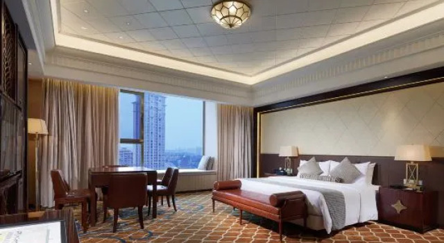 Номер Executive Zhixin Holiday Hotel