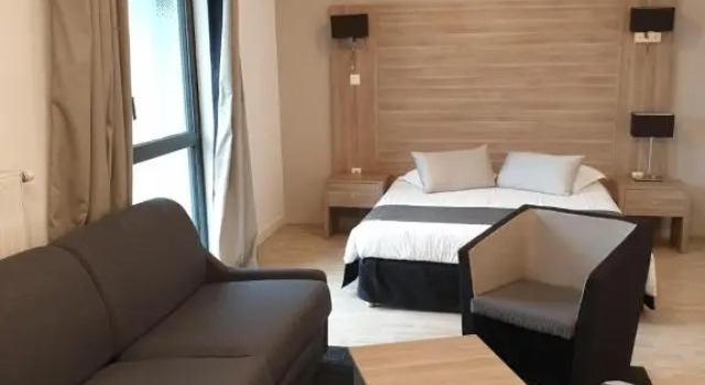 Четырёхместный номер Standard Twenty Business Flats Lille Grand Stade