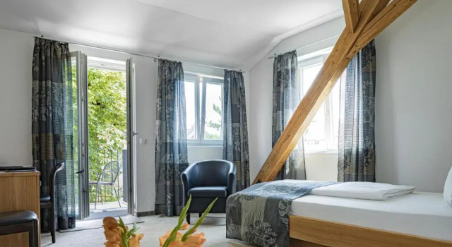 Одноместный номер Standard Dom Hotel