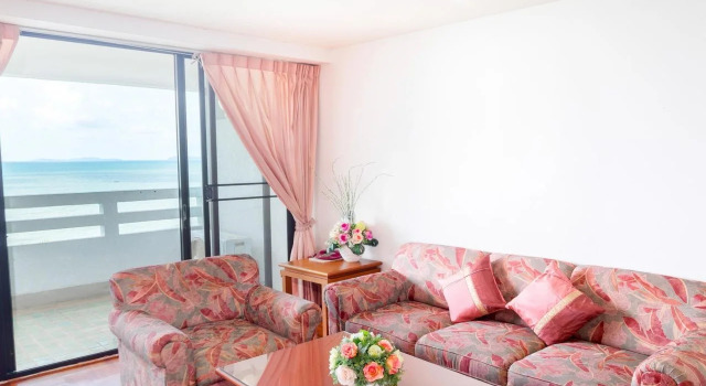 Payoon Garden Cliff Condominium, Забронировать Отель Отели Бан-Чанг с бассейном, Бассейн