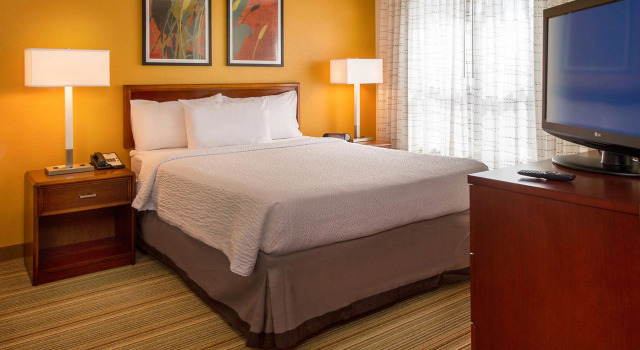 Двухместный люкс Sonesta ES Suites Charlottesville University