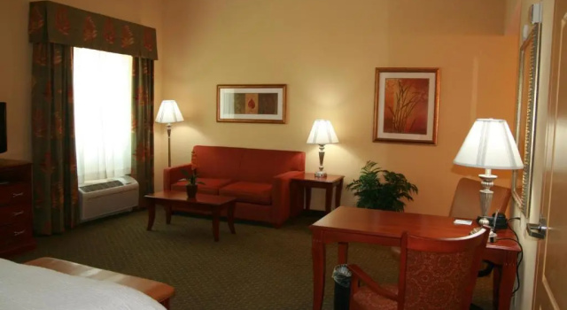 Двухместный люкс Hampton Inn & Suites Port Richey