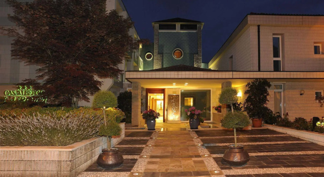Casaalbergo La Rocca, Prenota Hotel Noale Veneto