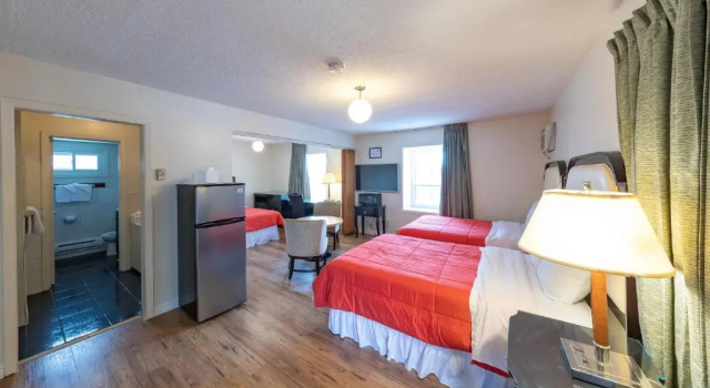 Семейный люкс Choice Inn by the falls