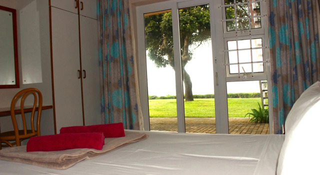 Anguna Holiday Flats, Забронировать Отель Маргит Durban South Coast