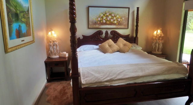 Stanthorpe Heritage Estate, Book Hotel Cottonvale Queensland