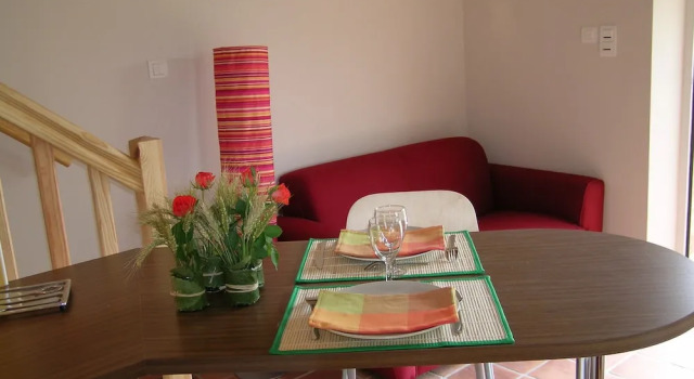 Le Pigeonnier du Gué, Book Hotel Hoteller i Piquecos med parkering, Parkering