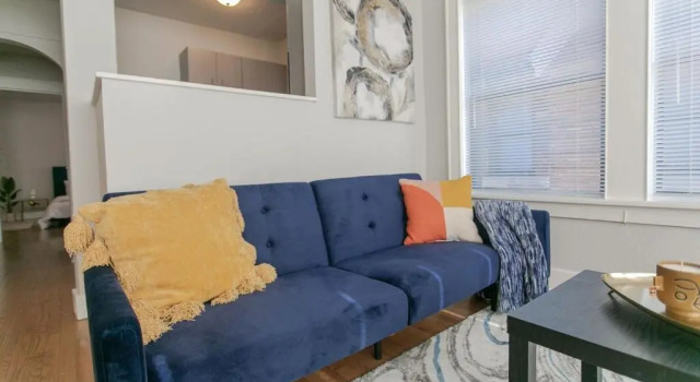 OKC We Cozy! Lavish Retreat near Downtown OKC, Book Lejlighed Oklahoma City Oklahoma