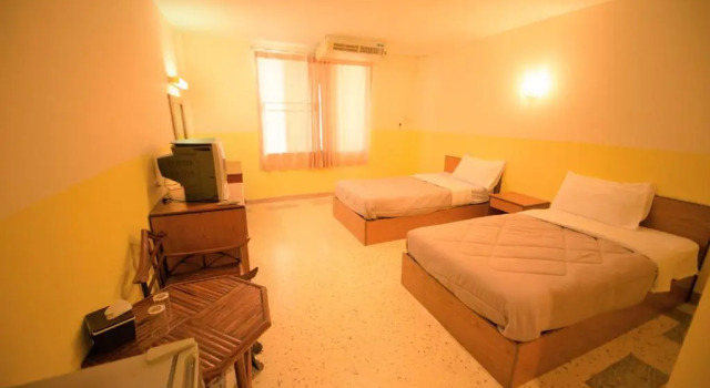 Kim Jek Cin 2, Varaa Hotelli Hotellit North-Eastern Thailand pysäköinnillä, Pysäköinti