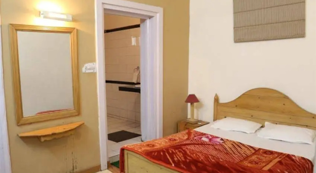 The Royale Oaks A HeritageHotel