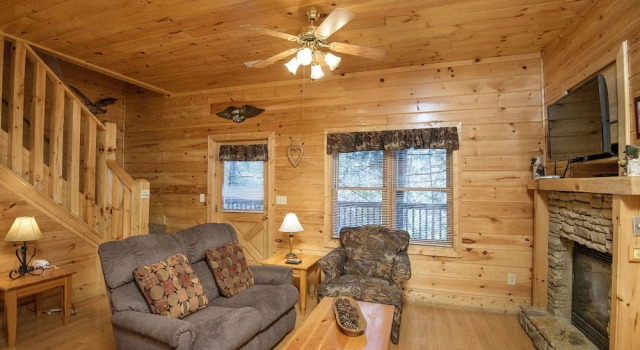 Lockers Mountain Hideaway by Eagles Ridge Resort